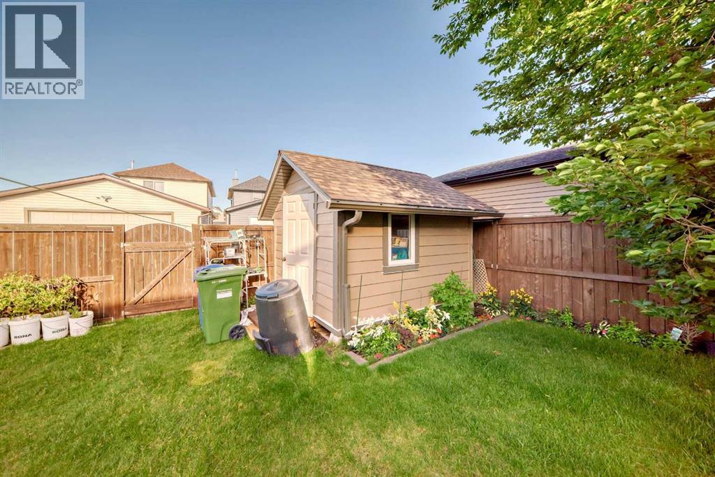 Single Family House for Sale in  Saddlebrook Way NE Saddle Ridge Calgary 