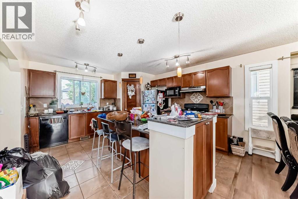 Single Family House for Sale in  Saddlebrook Way NE Saddle Ridge Calgary 