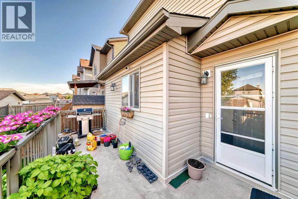 Single Family House for Sale in  Saddlebrook Way NE Saddle Ridge Calgary 