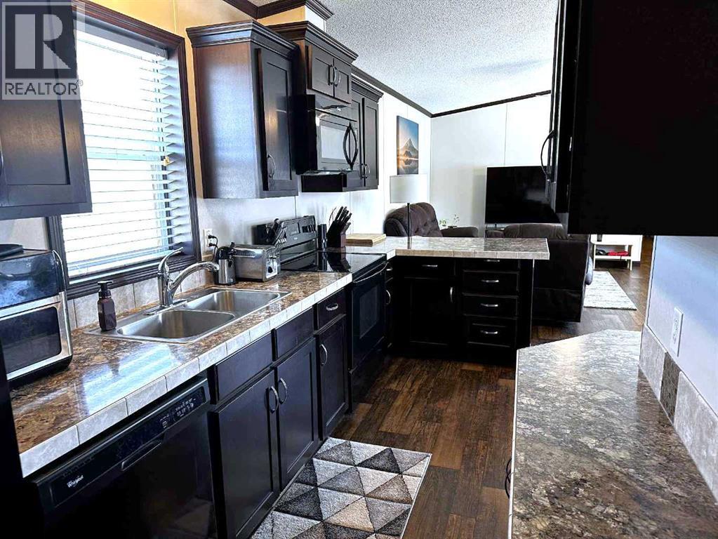 Photo 11 of 46 Mckay Place, Blackfalds AB
