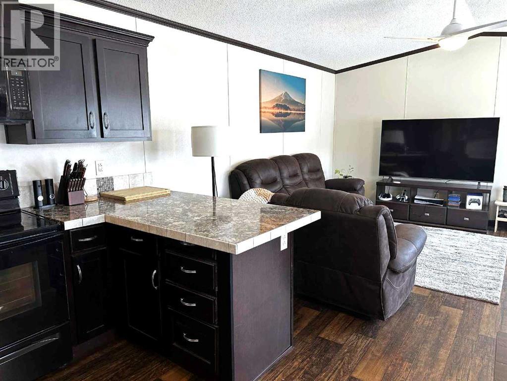 Photo 10 of 46 Mckay Place, Blackfalds AB