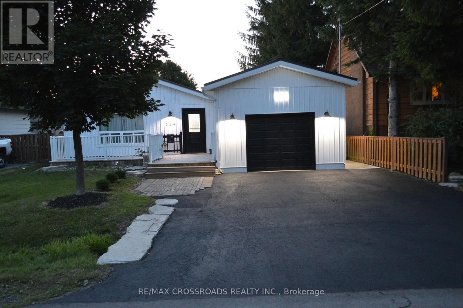 Photo 1 of 324 Tampa Drive, Georgina ON