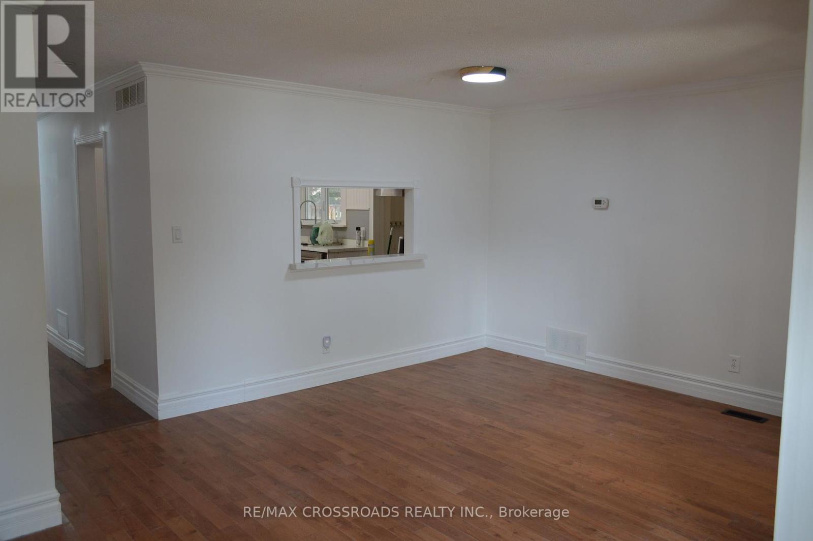 Photo 8 of 324 Tampa Drive, Georgina ON
