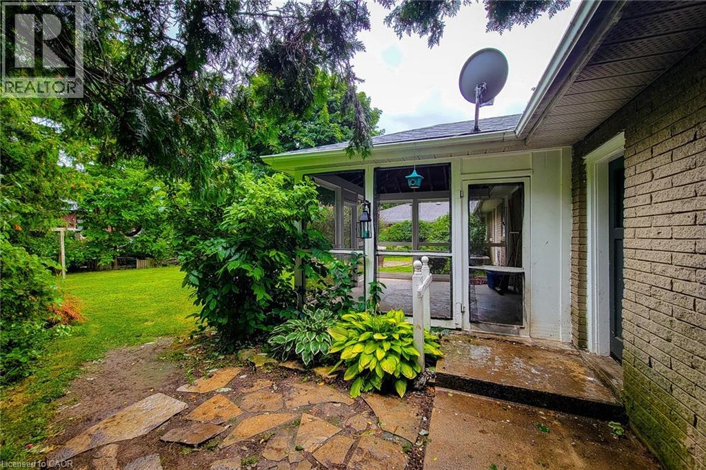 Photo 10 of 371 Robina Road, Ancaster ON