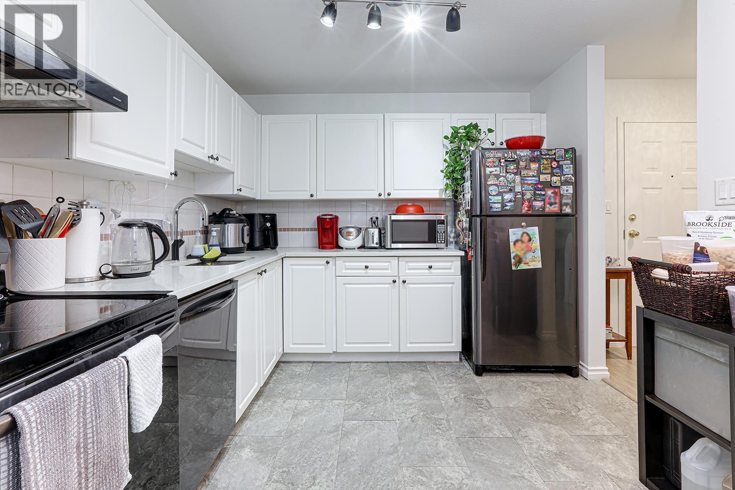 Photo 13 of 614 1310 Cariboo Street, New Westminster BC