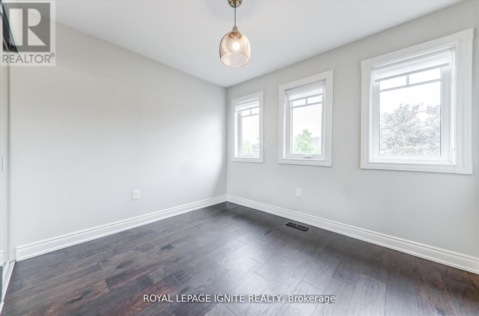 Photo 25 of 7226 Torrisdale Lane, Mississauga ON