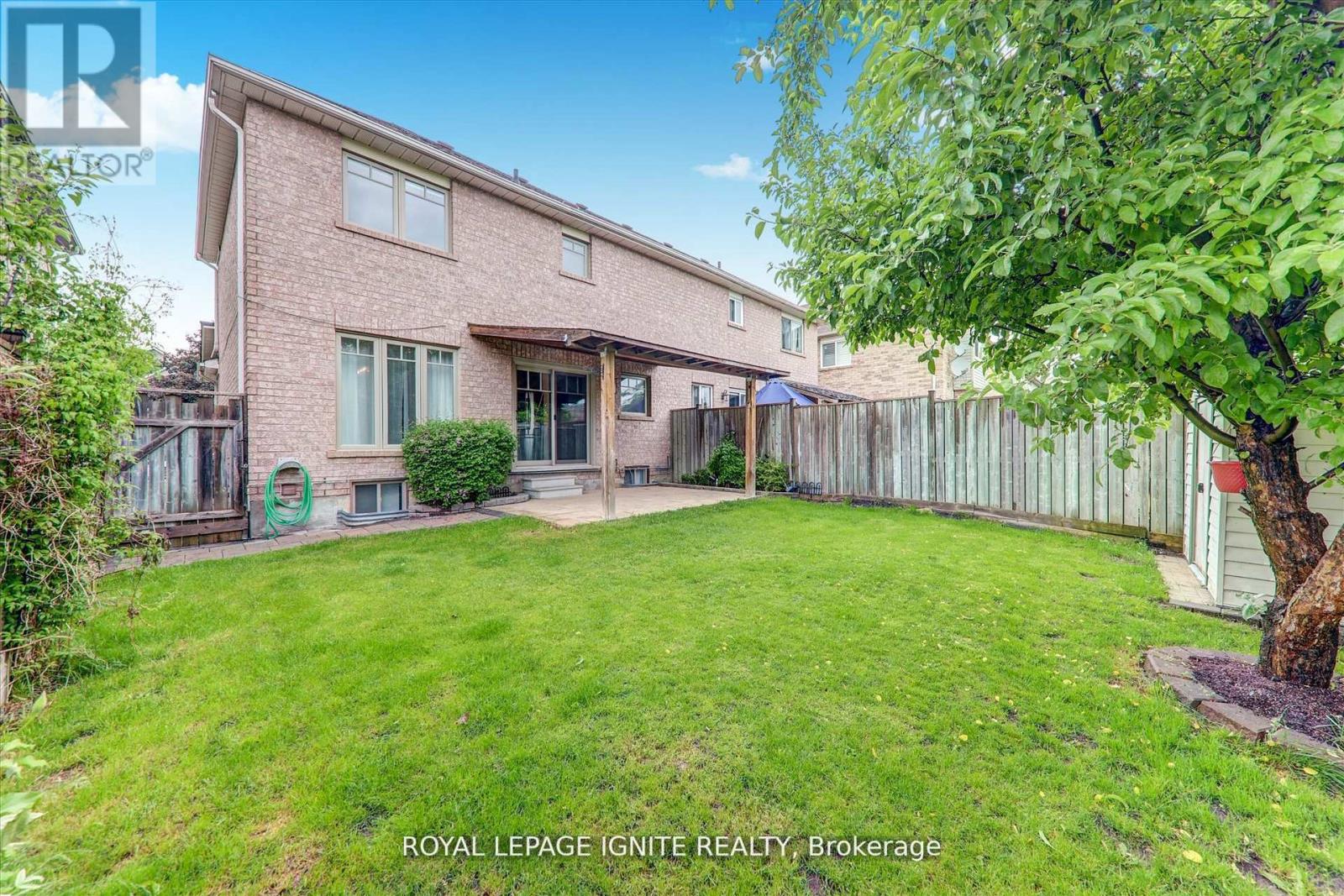 Photo 35 of 7226 Torrisdale Lane, Mississauga ON