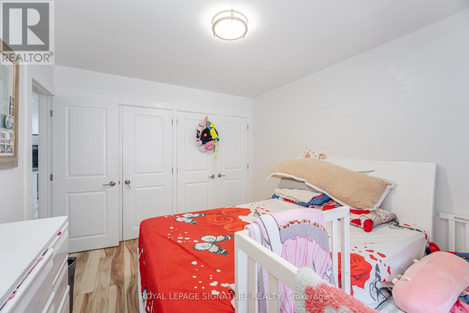 25 HANDEL STREET - 22