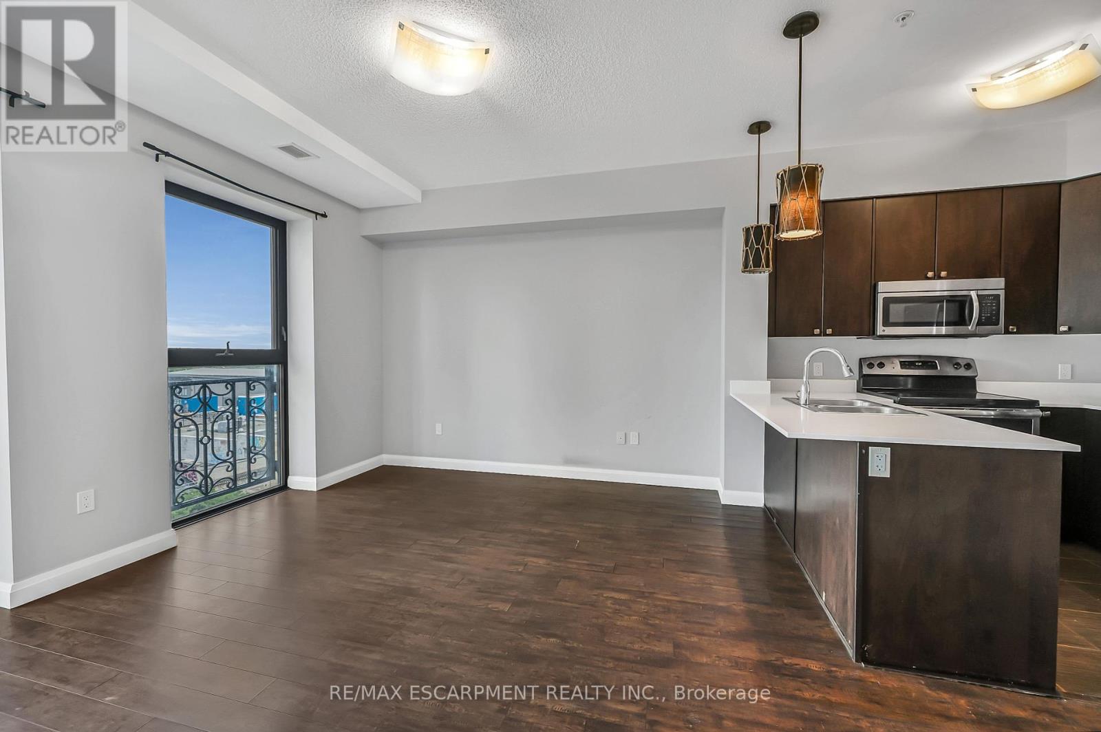 Photo 25 of 705 112 King Street E, Hamilton ON