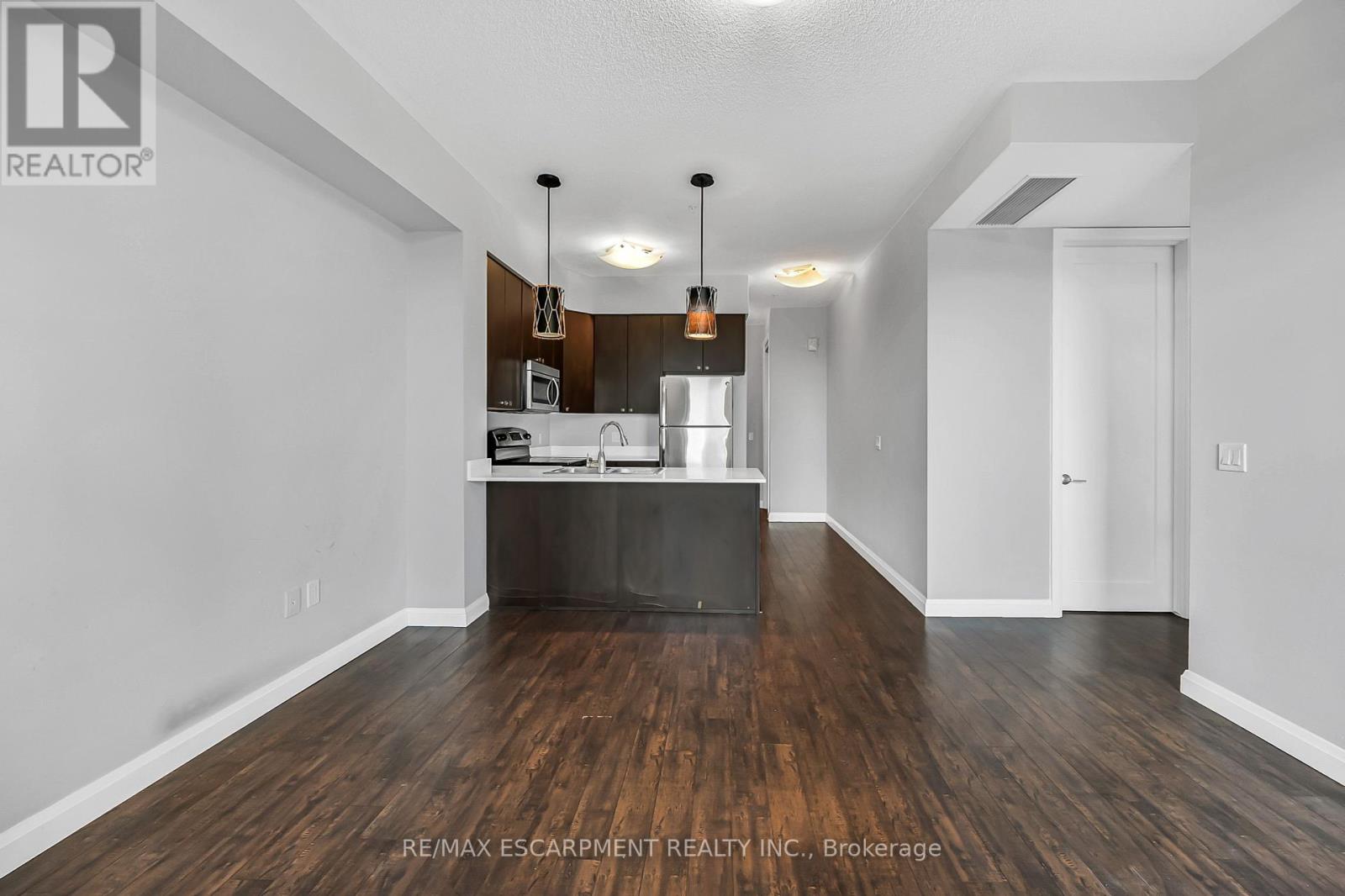 Photo 27 of 705 112 King Street E, Hamilton ON