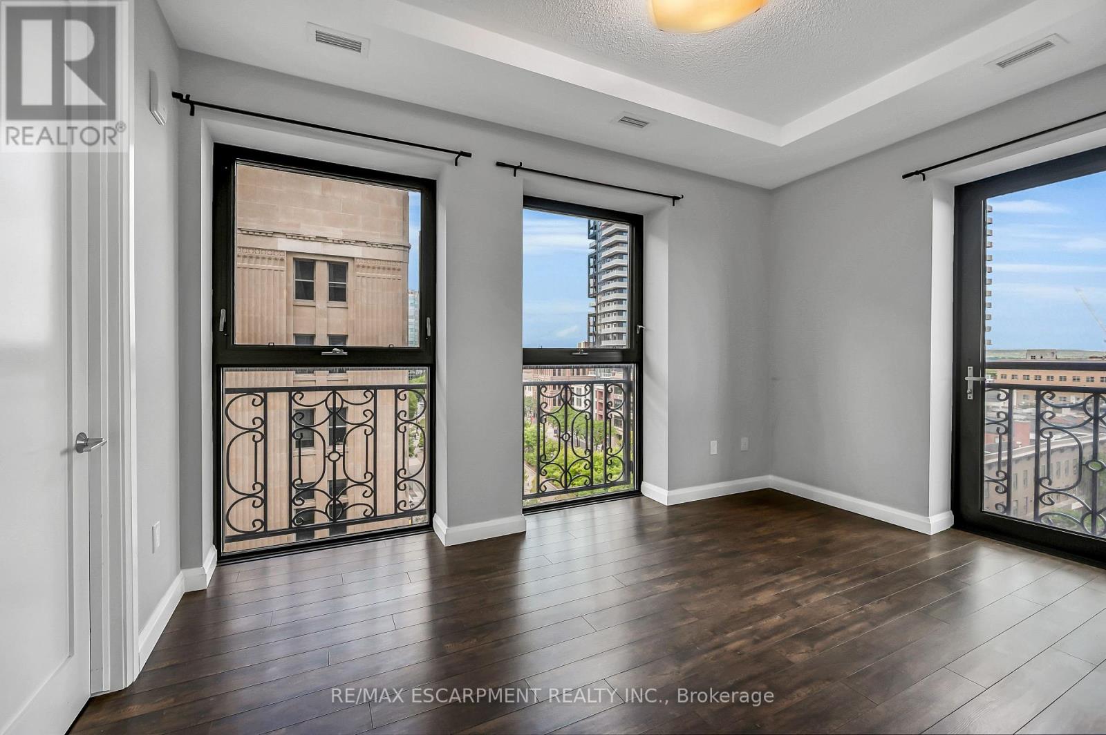Photo 29 of 705 112 King Street E, Hamilton ON