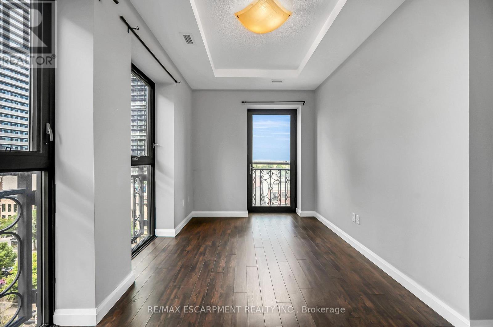 Photo 30 of 705 112 King Street E, Hamilton ON