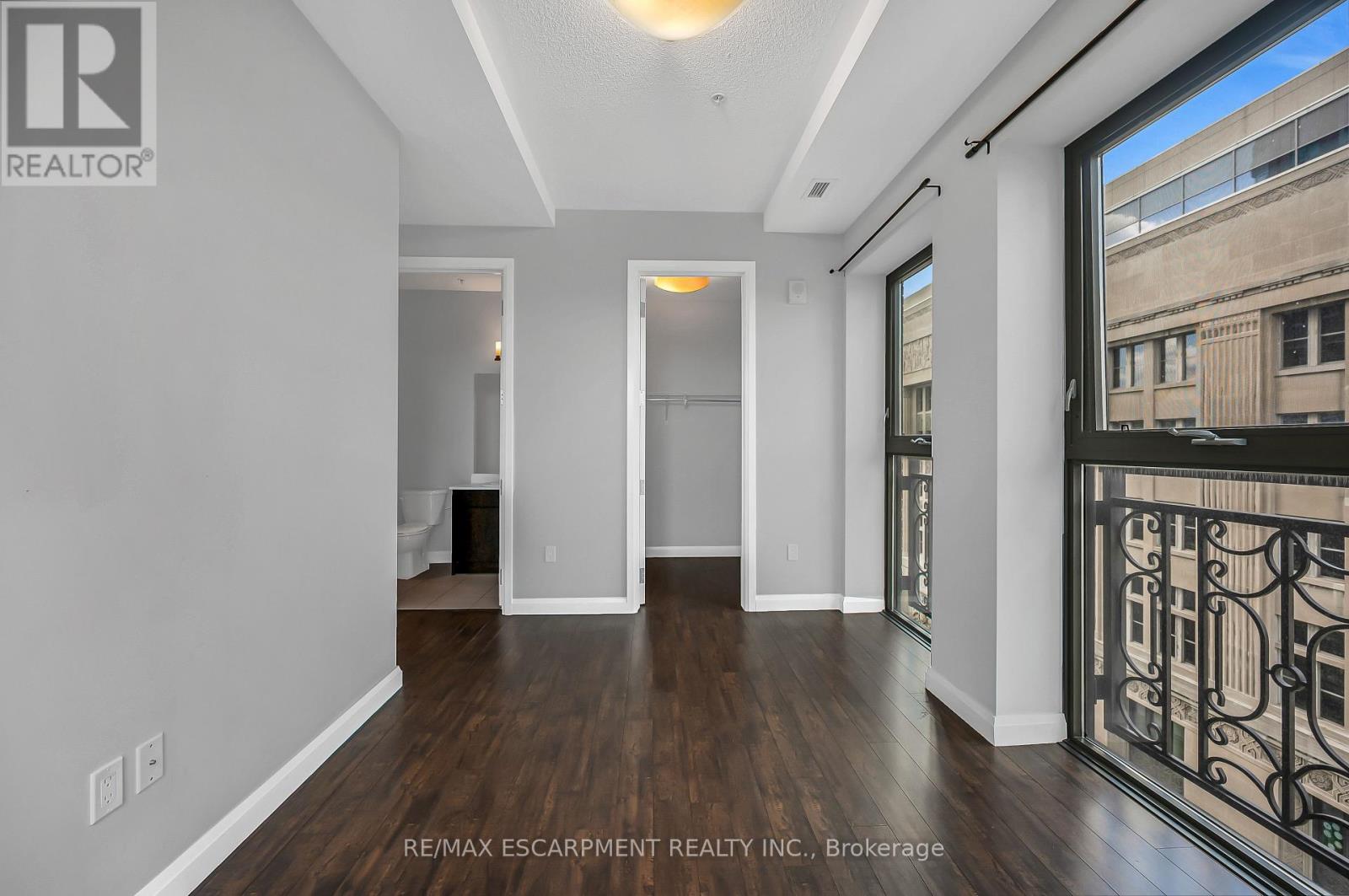Photo 31 of 705 112 King Street E, Hamilton ON