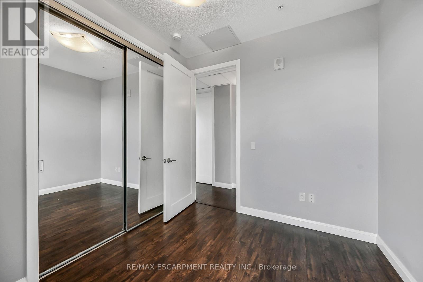 Photo 36 of 705 112 King Street E, Hamilton ON