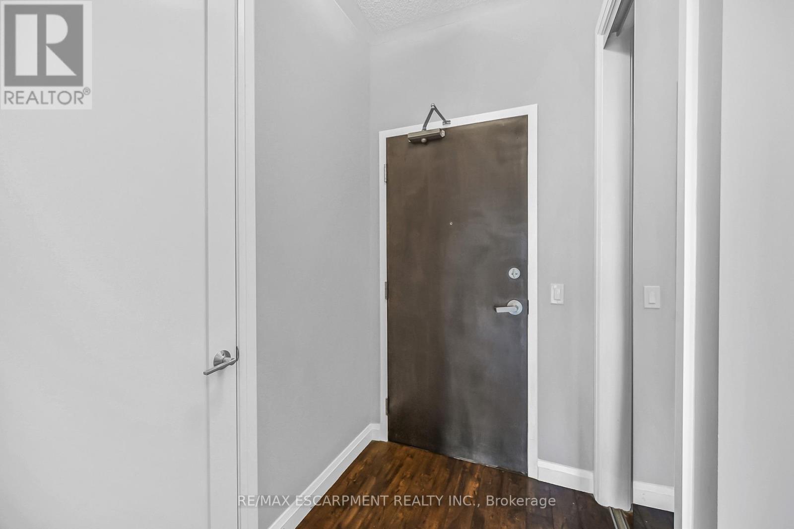 Photo 38 of 705 112 King Street E, Hamilton ON