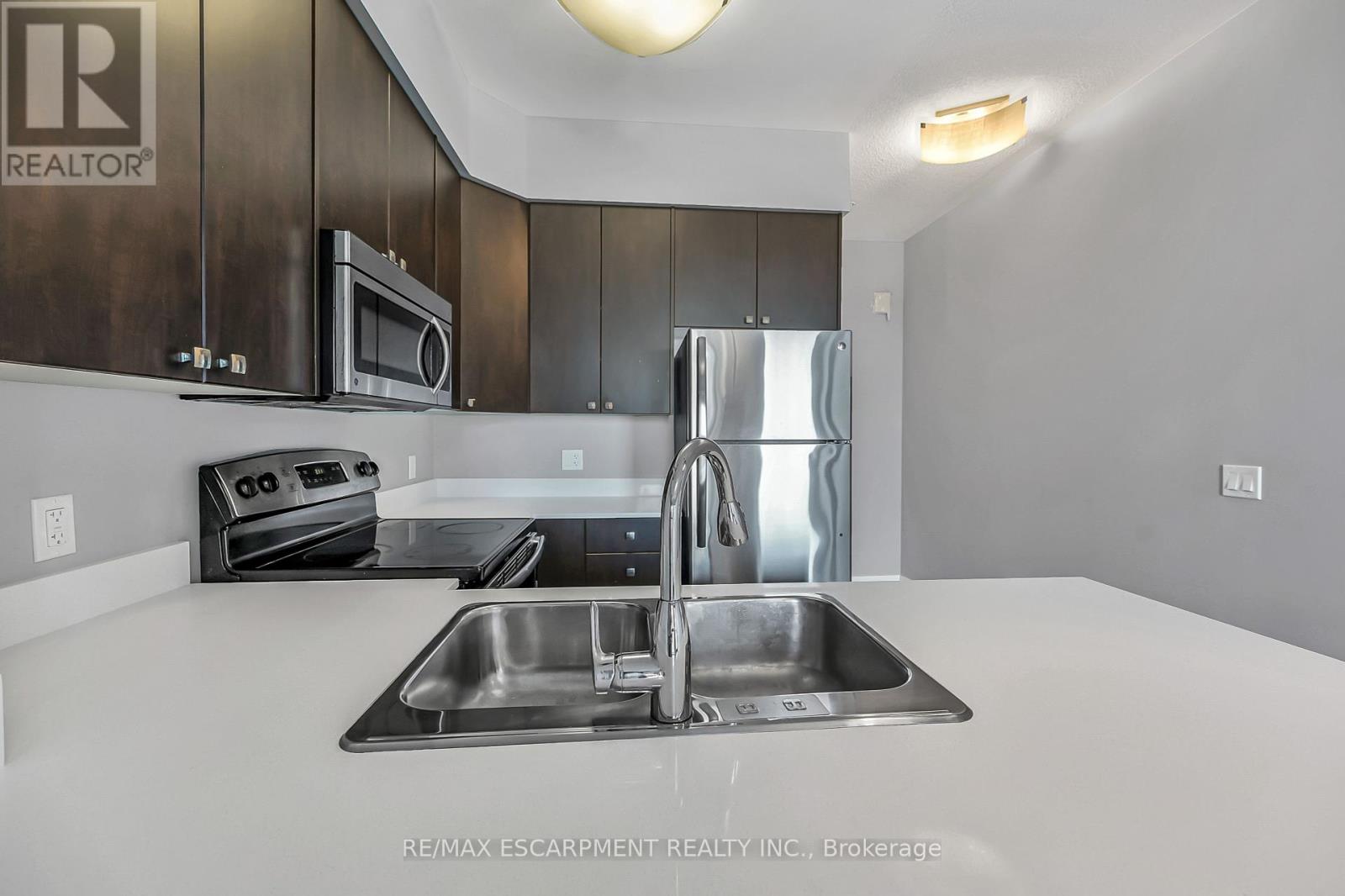 Photo 22 of 705 112 King Street E, Hamilton ON