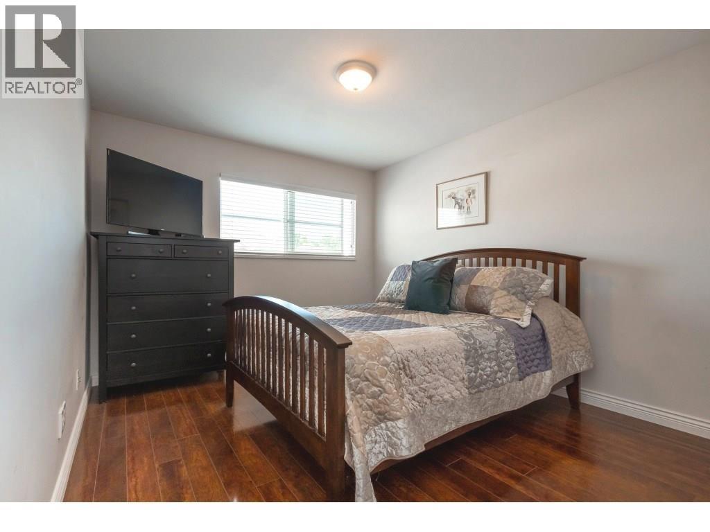 Photo 17 of 53 758 Riverside Drive, Port Coquitlam BC