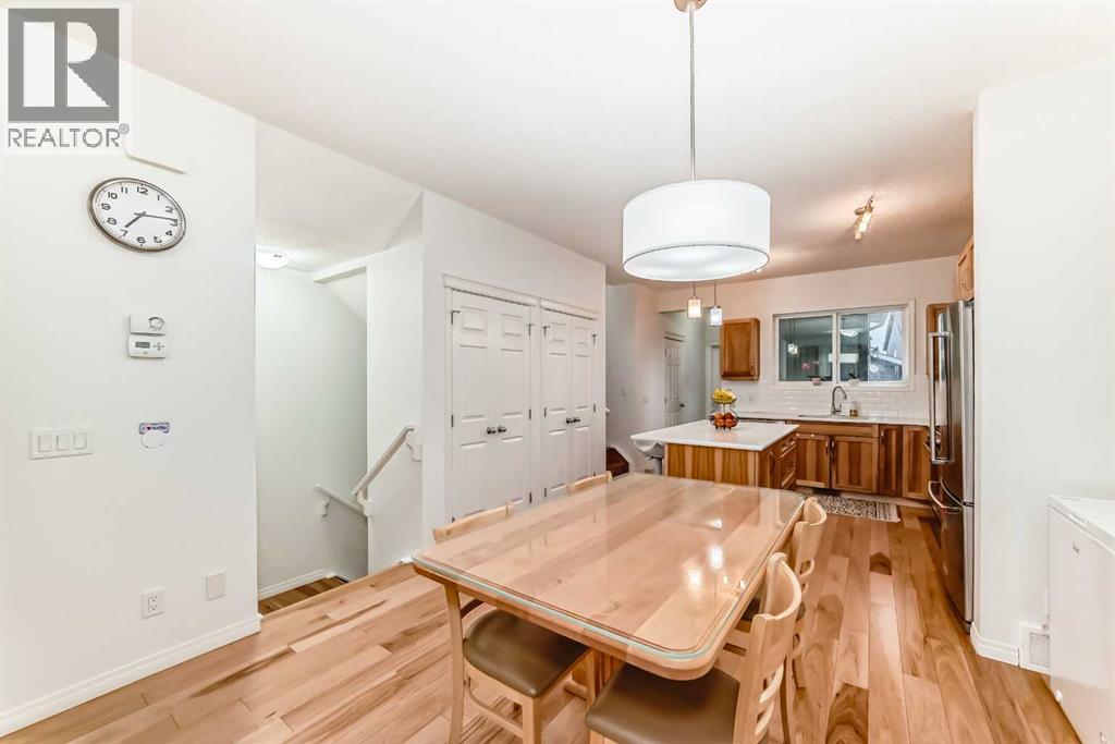 Photo 8 of 35 Masters Heights Se, Calgary AB