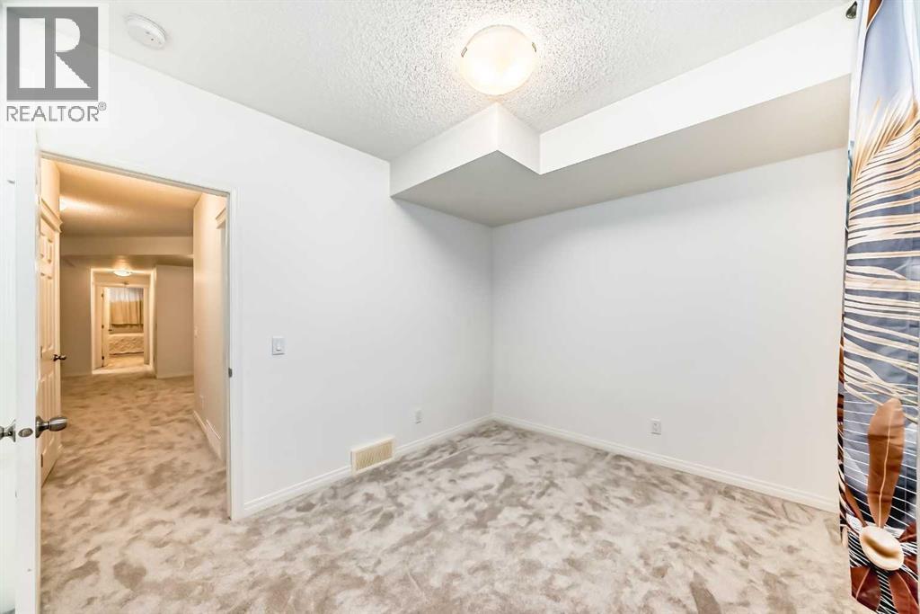 Photo 38 of 35 Masters Heights Se, Calgary AB
