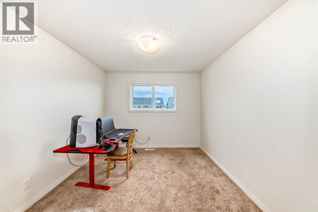 Photo 23 of 35 Masters Heights Se, Calgary AB