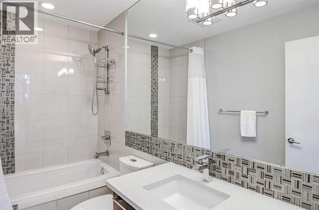 Photo 17 of 1623 Westmount Road Nw, Calgary AB