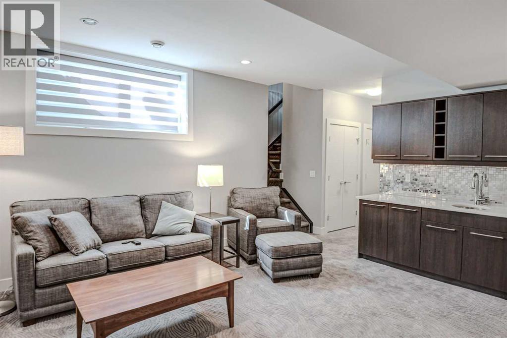 Photo 25 of 1623 Westmount Road Nw, Calgary AB
