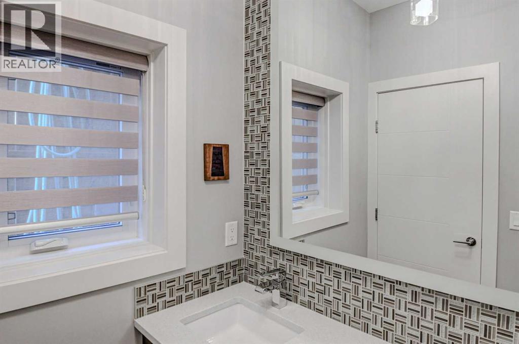 Photo 13 of 1623 Westmount Road Nw, Calgary AB