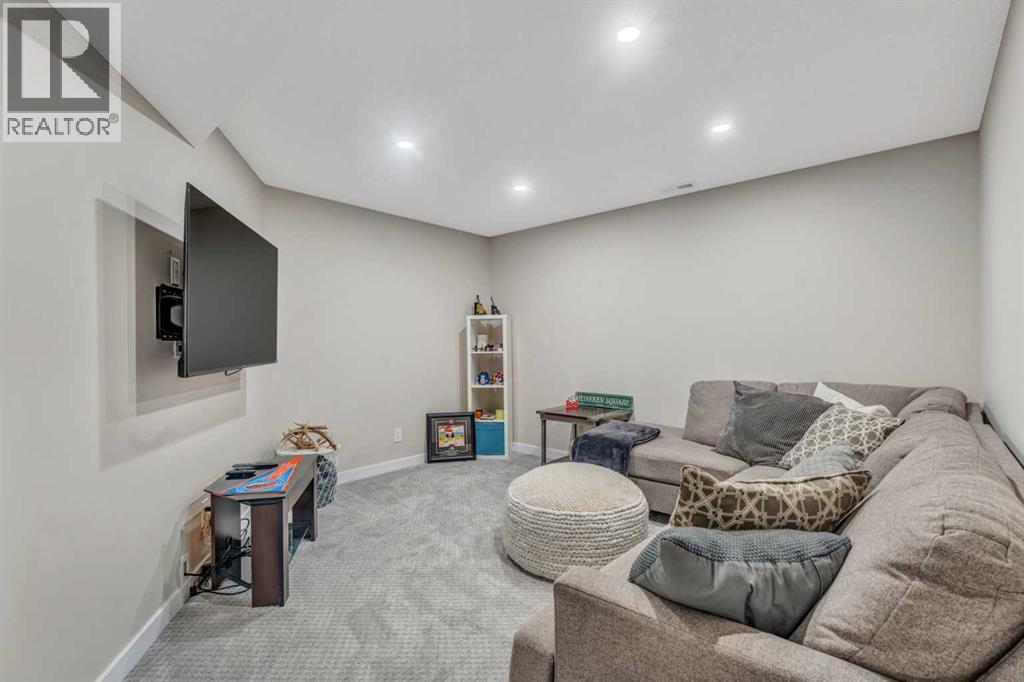Single Family House for Sale in  Elgin Avenue SE McKenzie Towne Calgary 