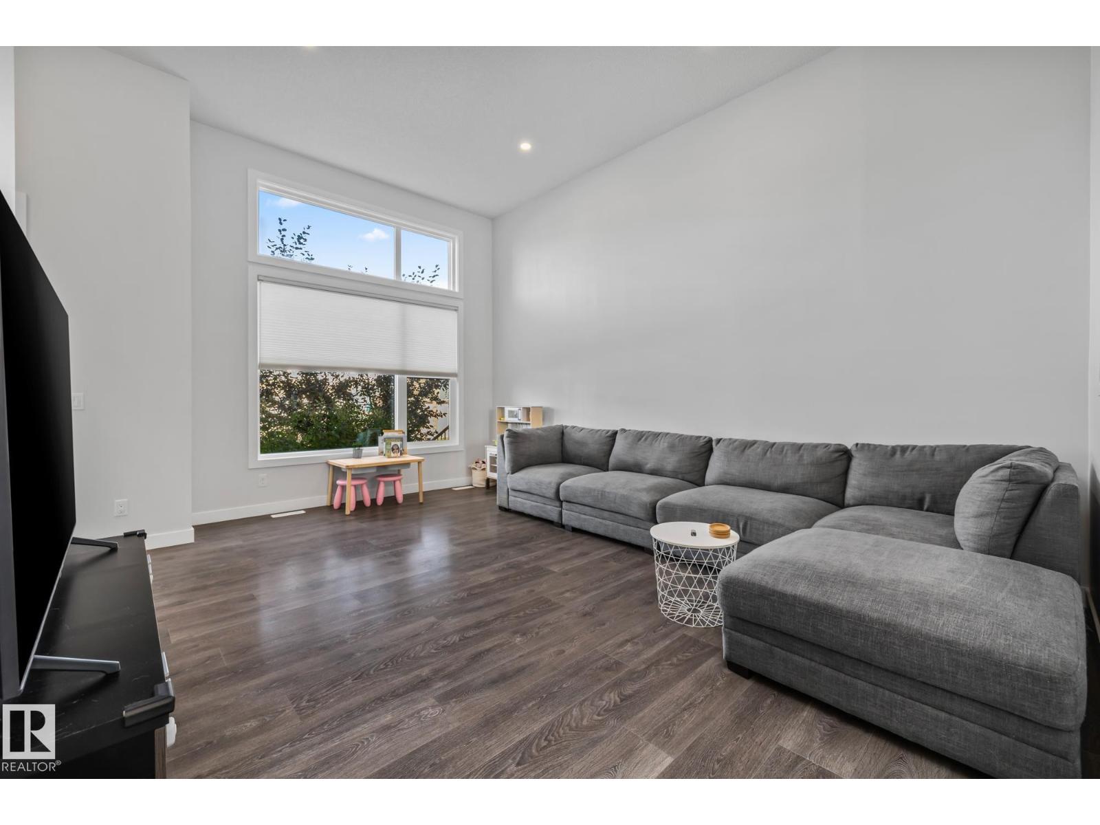 Photo 7 of 9655 225 St Nw, Edmonton AB