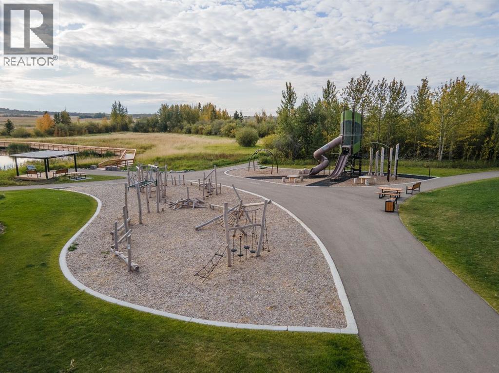 Single Family House Bi-level for Sale in  Ellington Crescent Evergreen Red Deer 