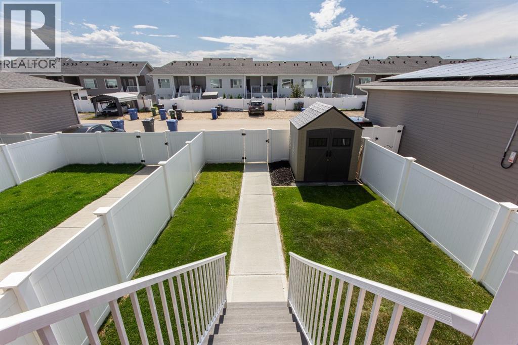 Single Family House Bi-level for Sale in  Ellington Crescent Evergreen Red Deer 