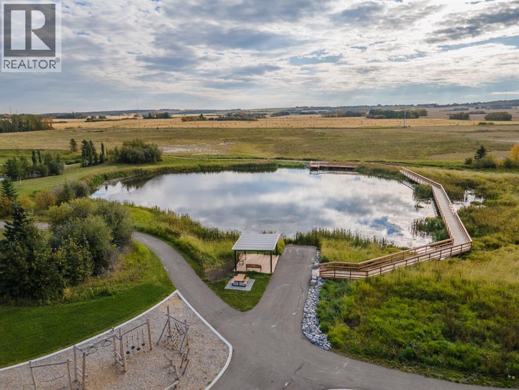 Single Family House Bi-level for Sale in  Ellington Crescent Evergreen Red Deer 