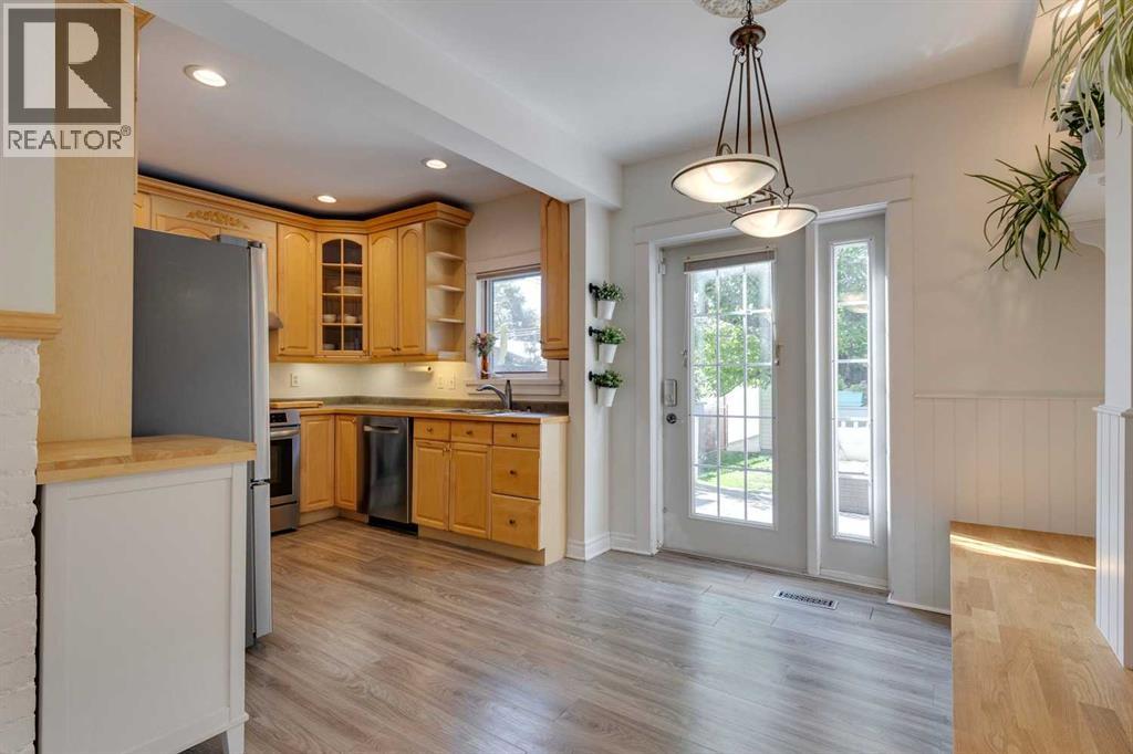 Photo 12 of 239 18 Avenue Ne, Calgary AB