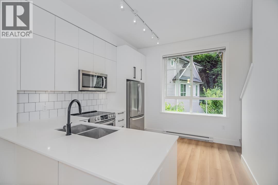 Photo 15 of 41 19696 Hammond Road, Pitt Meadows BC