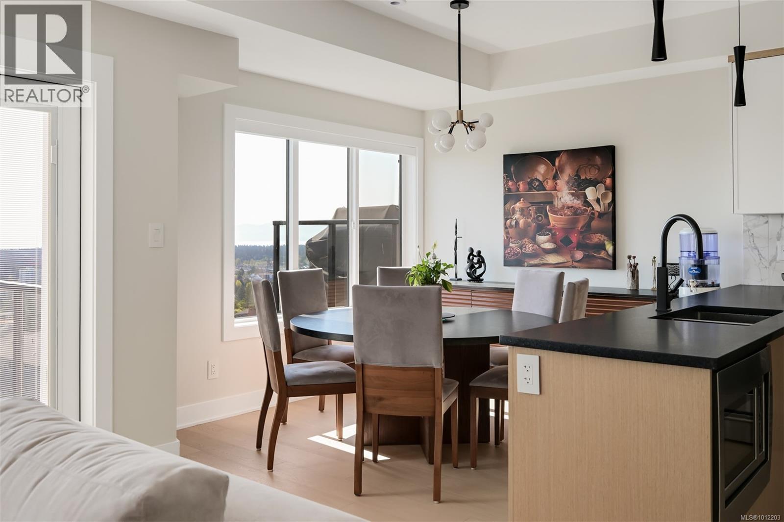 Photo 10 of 1122 Olivine Mews, Langford BC