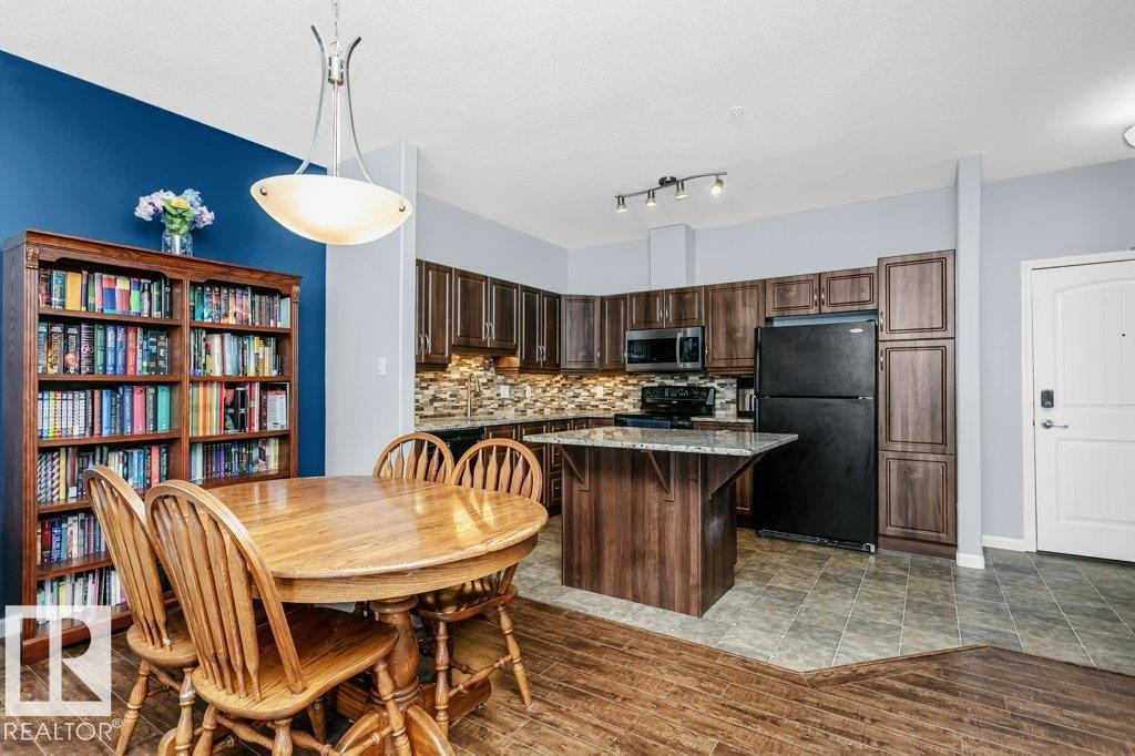 Photo 18 of 119 2503 Hanna Cr Nw, Edmonton AB