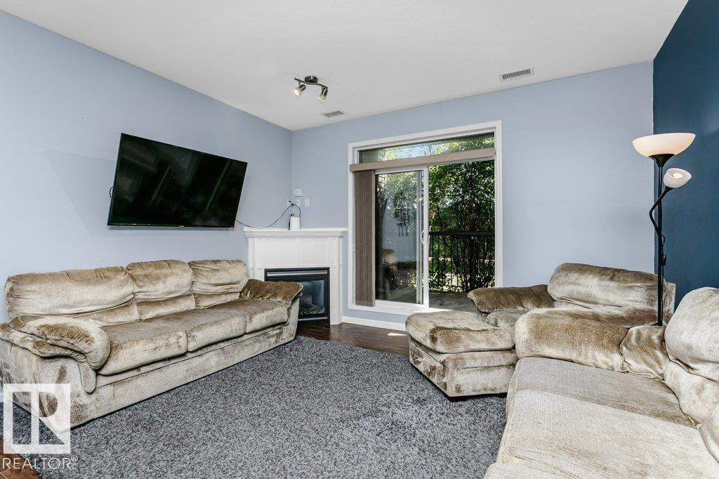 Photo 3 of 119 2503 Hanna Cr Nw, Edmonton AB
