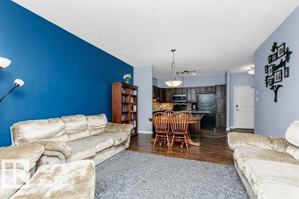 Photo 6 of 119 2503 Hanna Cr Nw, Edmonton AB