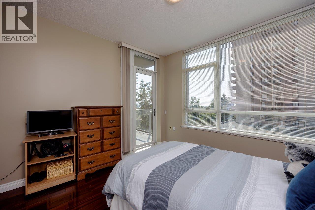 Photo 12 of 301 120 W 16th Street, North Vancouver BC