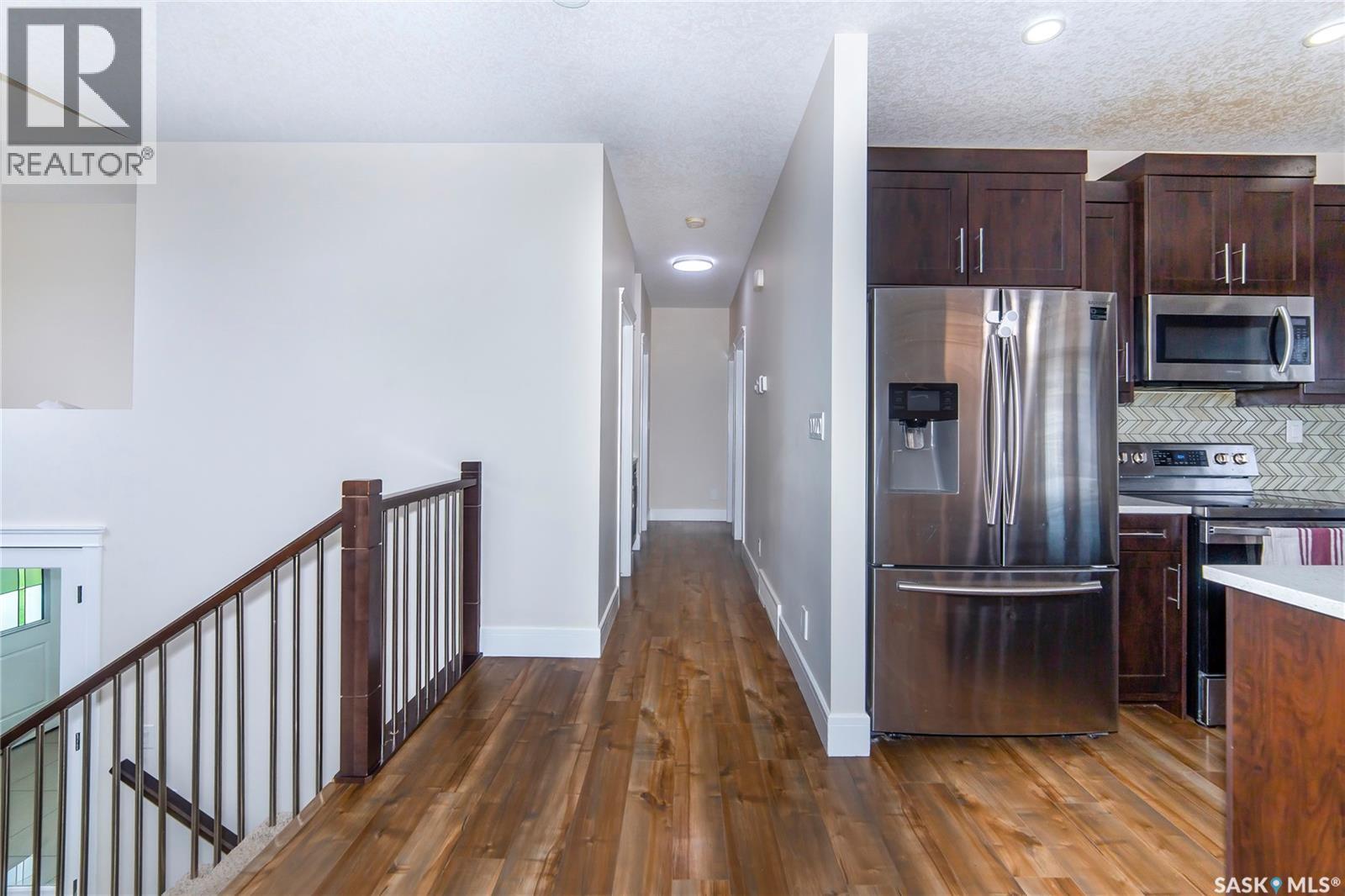Photo 14 of 211 Settler Crescent, Warman SK