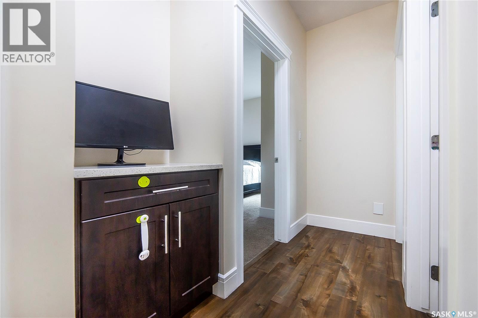 Photo 17 of 211 Settler Crescent, Warman SK