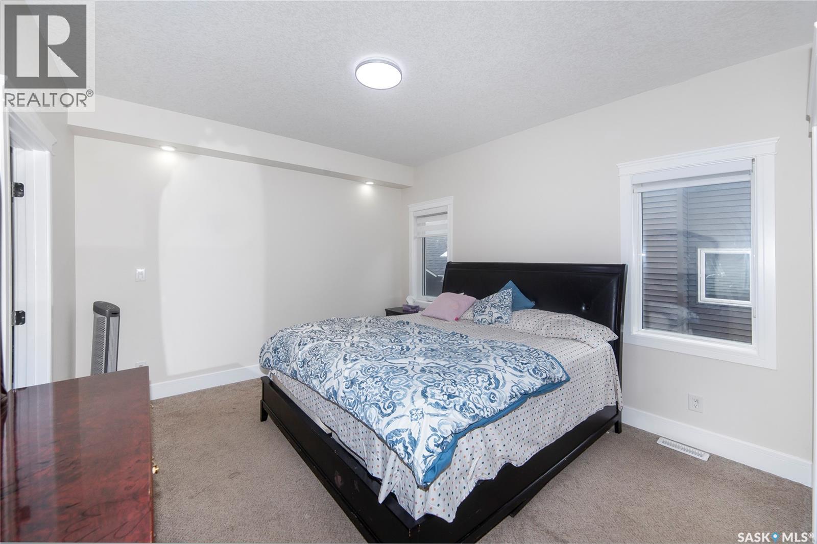 Photo 18 of 211 Settler Crescent, Warman SK