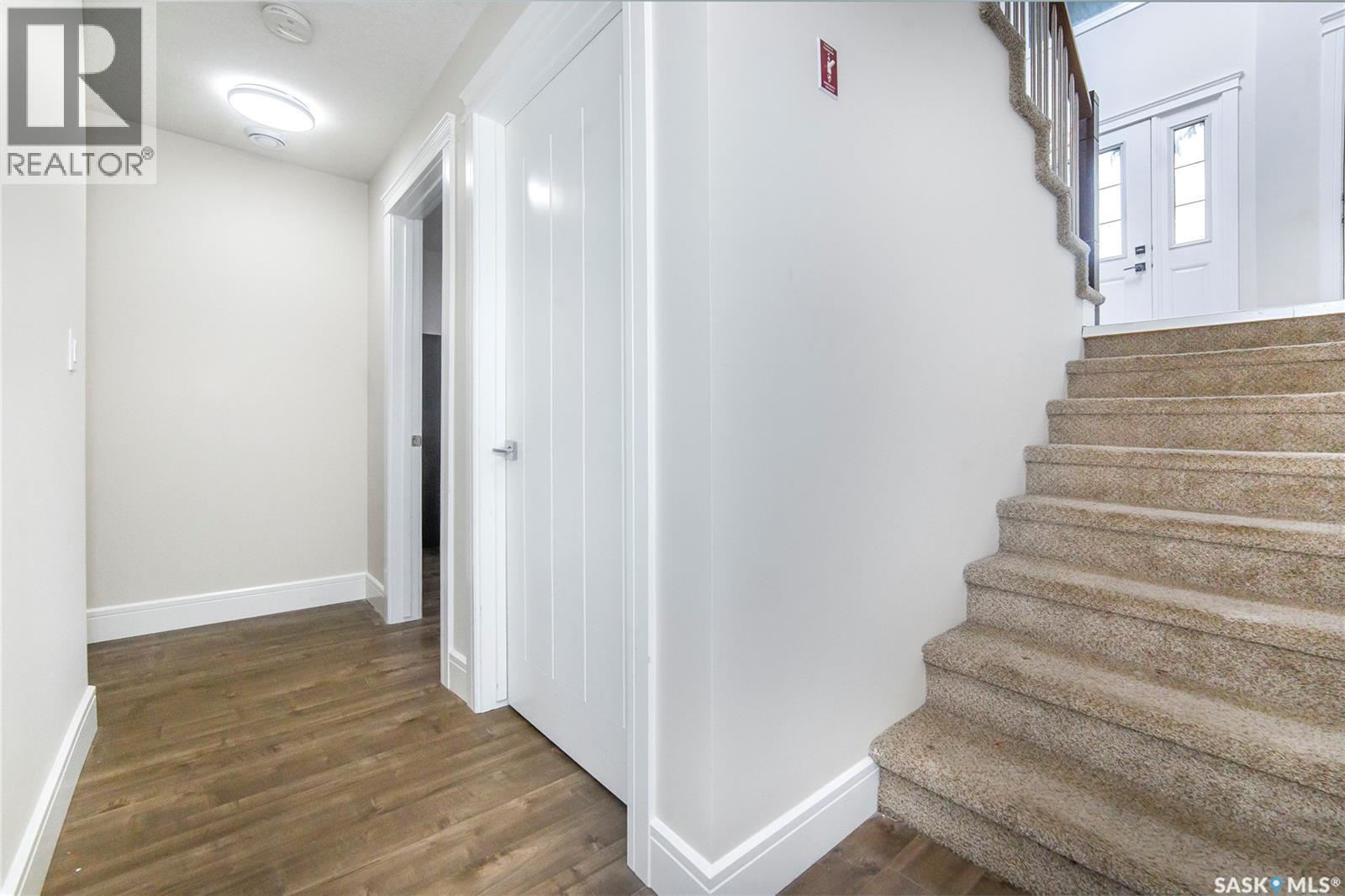 Photo 24 of 211 Settler Crescent, Warman SK
