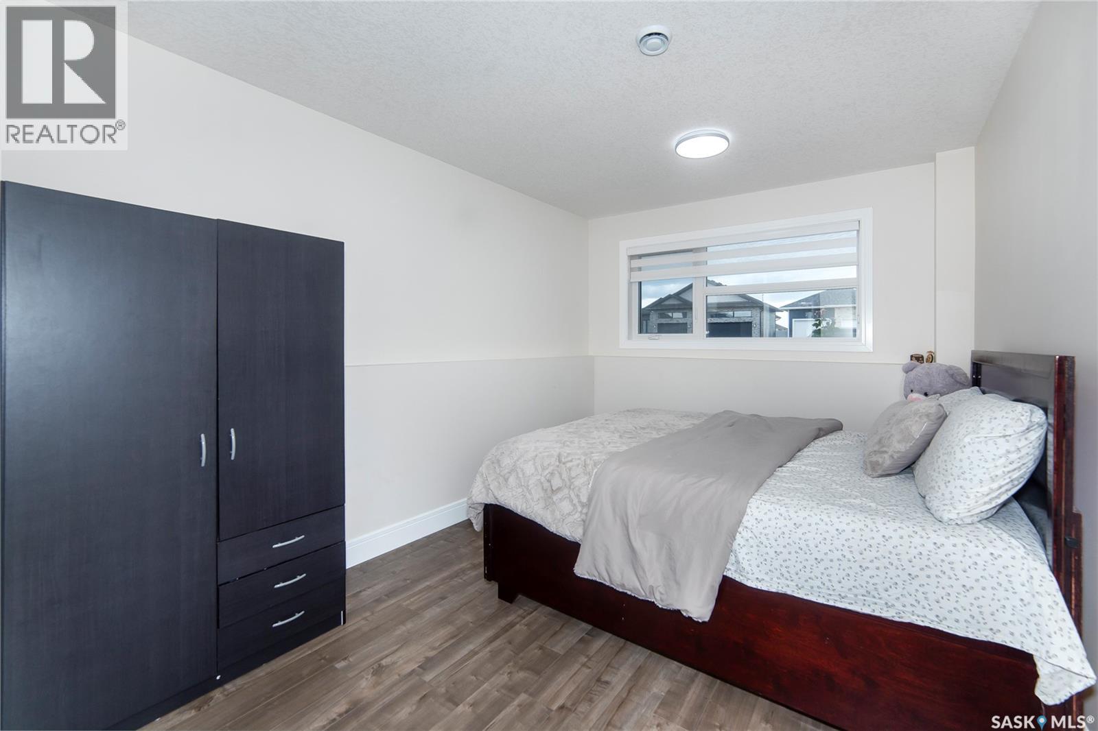 Photo 25 of 211 Settler Crescent, Warman SK