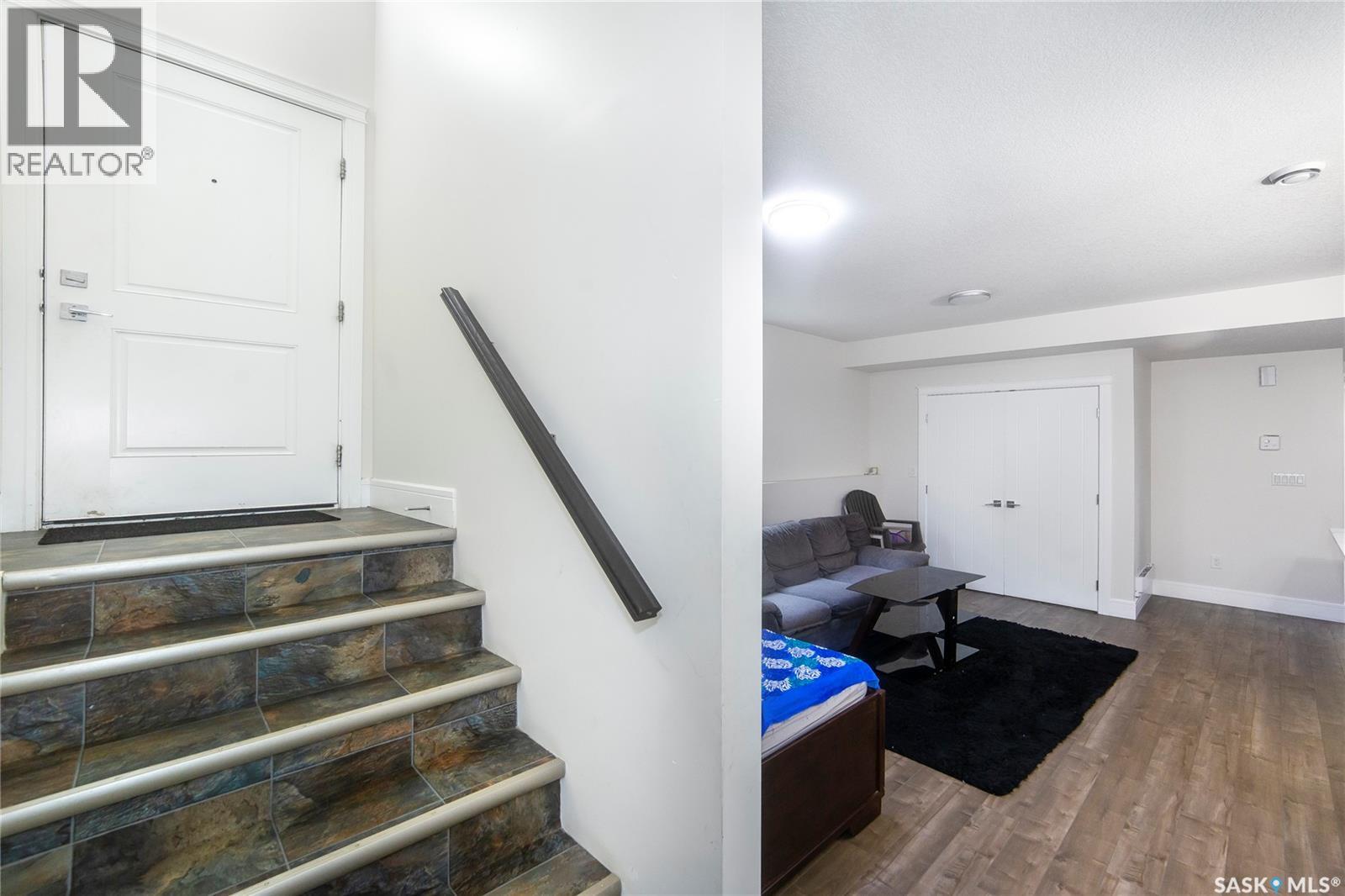 Photo 31 of 211 Settler Crescent, Warman SK