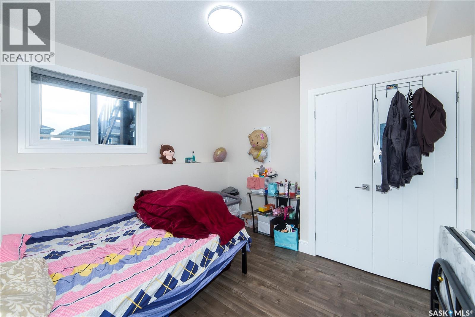 Photo 38 of 211 Settler Crescent, Warman SK