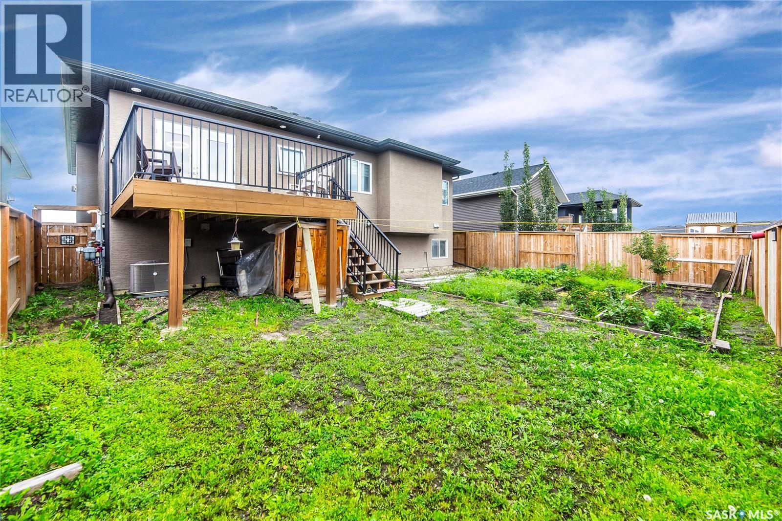 Photo 44 of 211 Settler Crescent, Warman SK