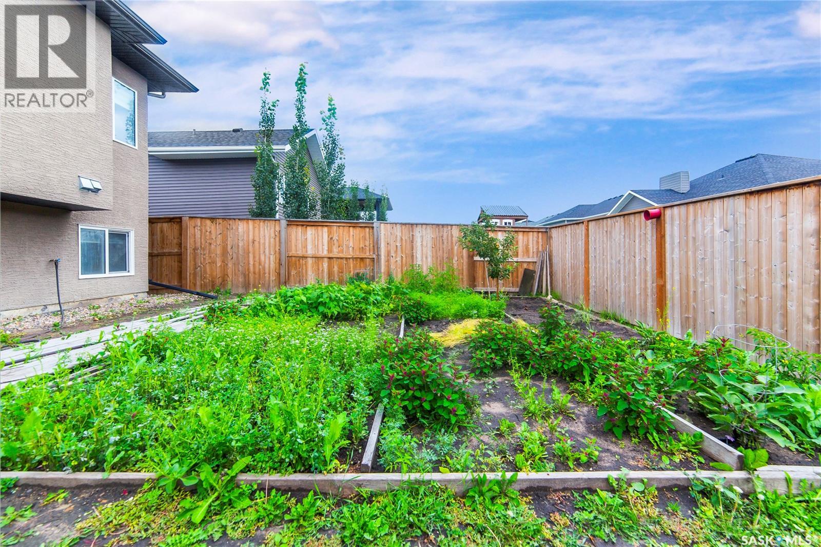 Photo 45 of 211 Settler Crescent, Warman SK
