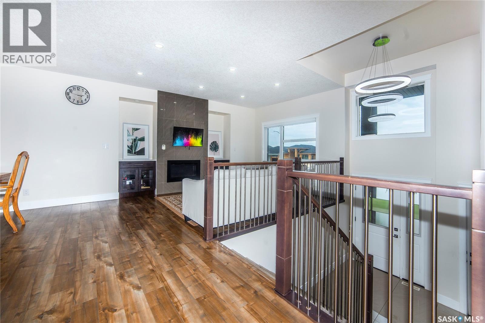 Photo 6 of 211 Settler Crescent, Warman SK