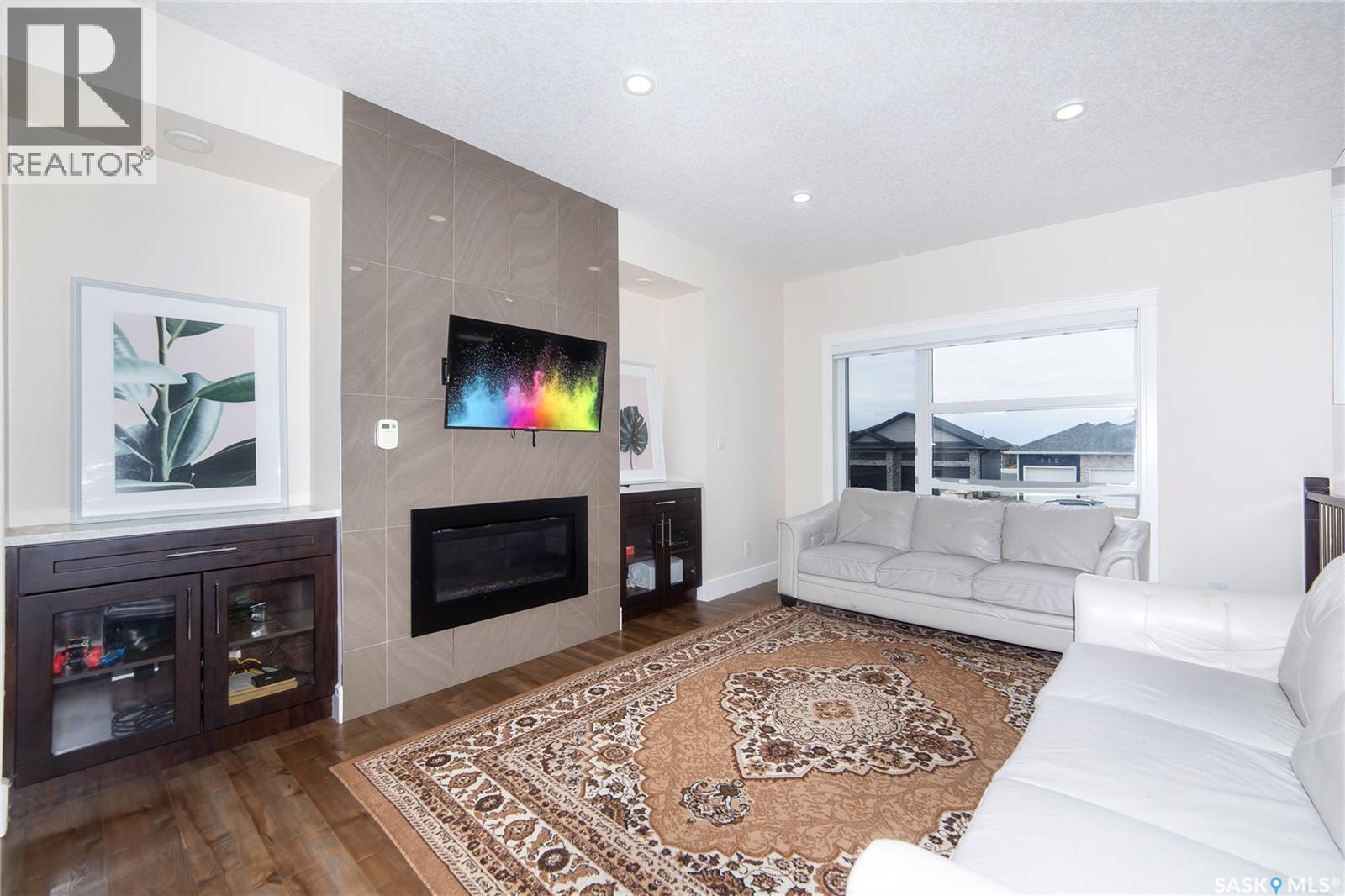 Photo 7 of 211 Settler Crescent, Warman SK